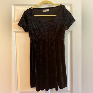 AMERICAN APPAREL, Crushed velvet, pullover, short black dress
